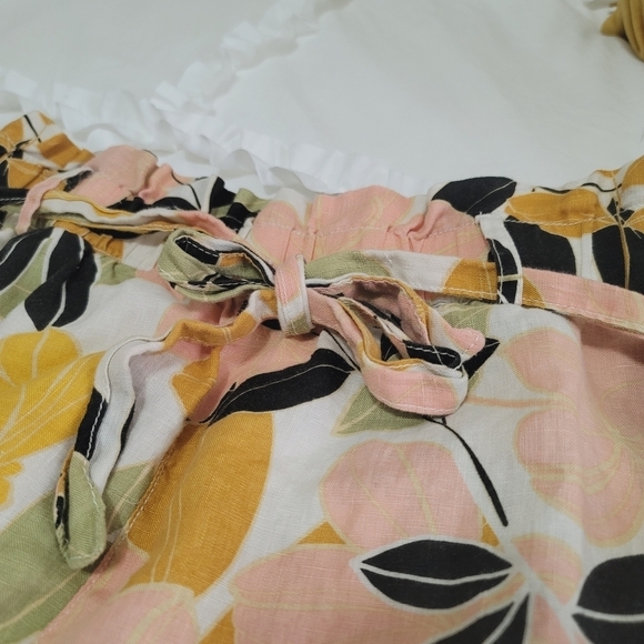 Rachel Zoe linen floral Summer Beach paper bag waist shorts tie belt - Picture 2 of 7